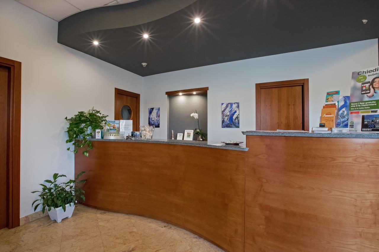 Hotel Medea (Adults Only) Alba  Exterior foto