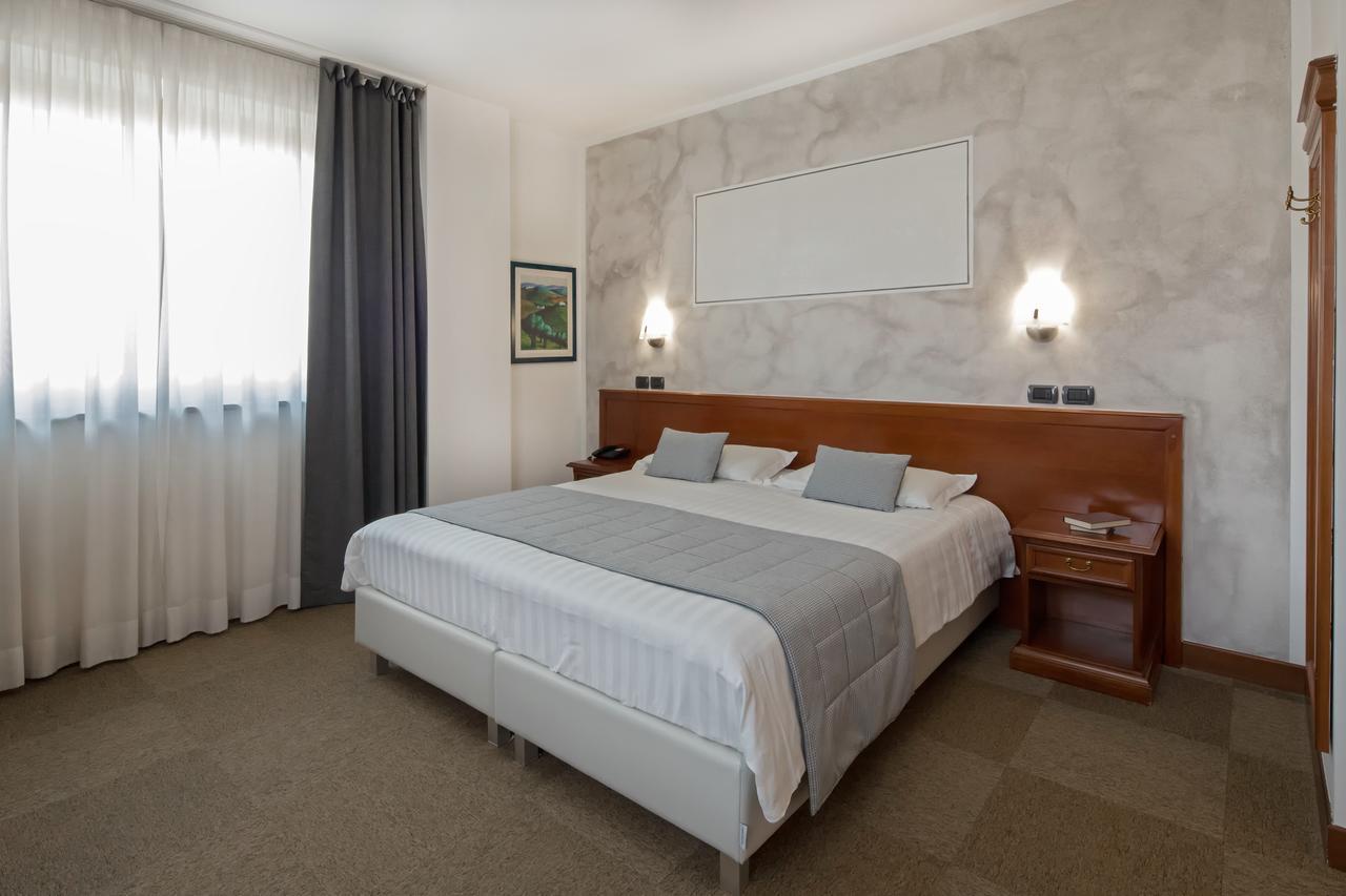 Hotel Medea (Adults Only) Alba  Exterior foto