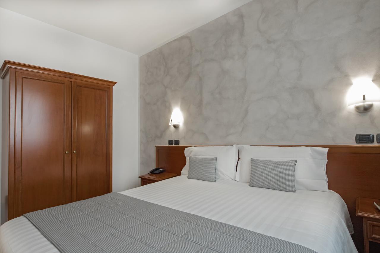 Hotel Medea (Adults Only) Alba  Exterior foto