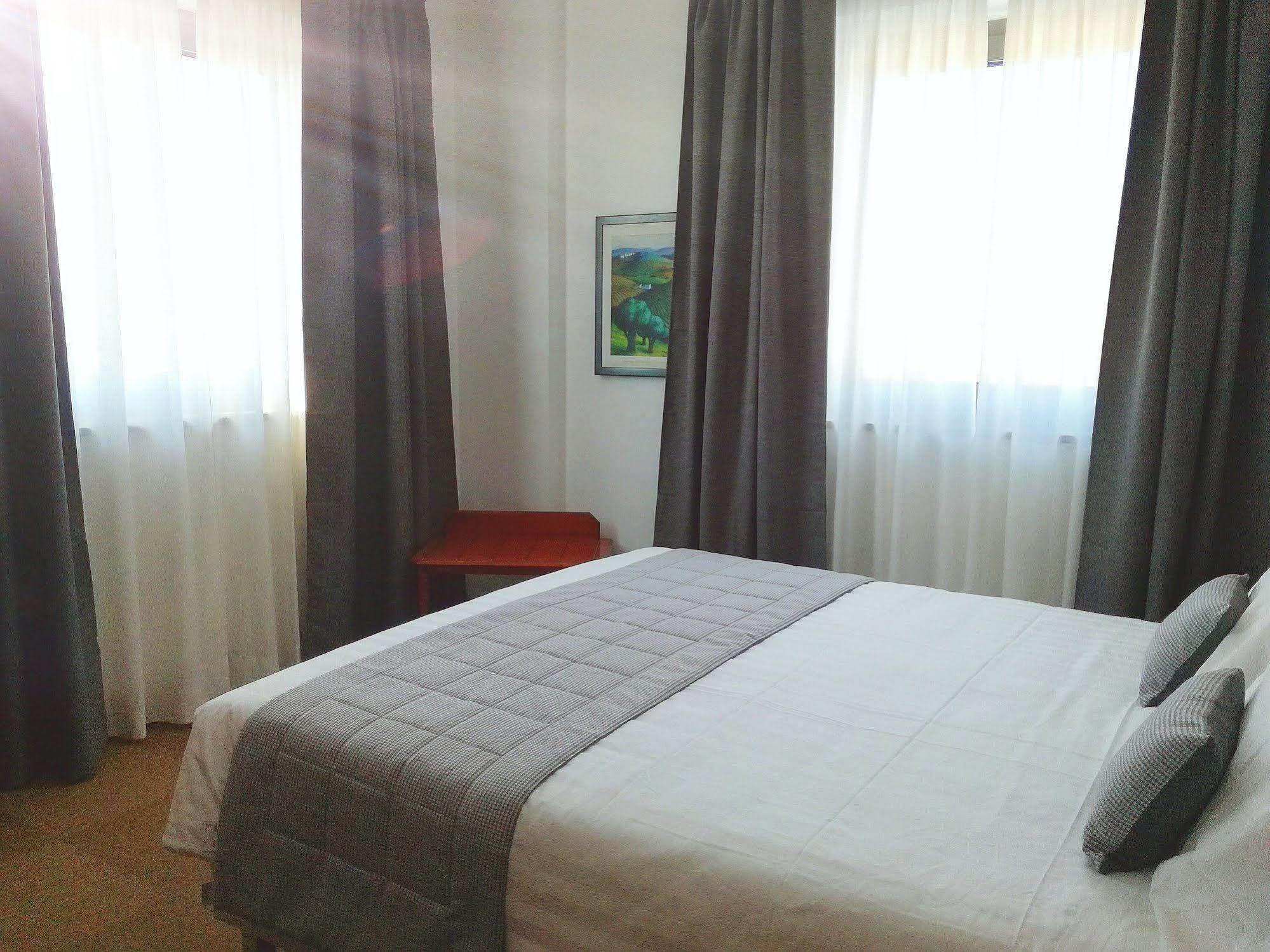 Hotel Medea (Adults Only) Alba  Exterior foto