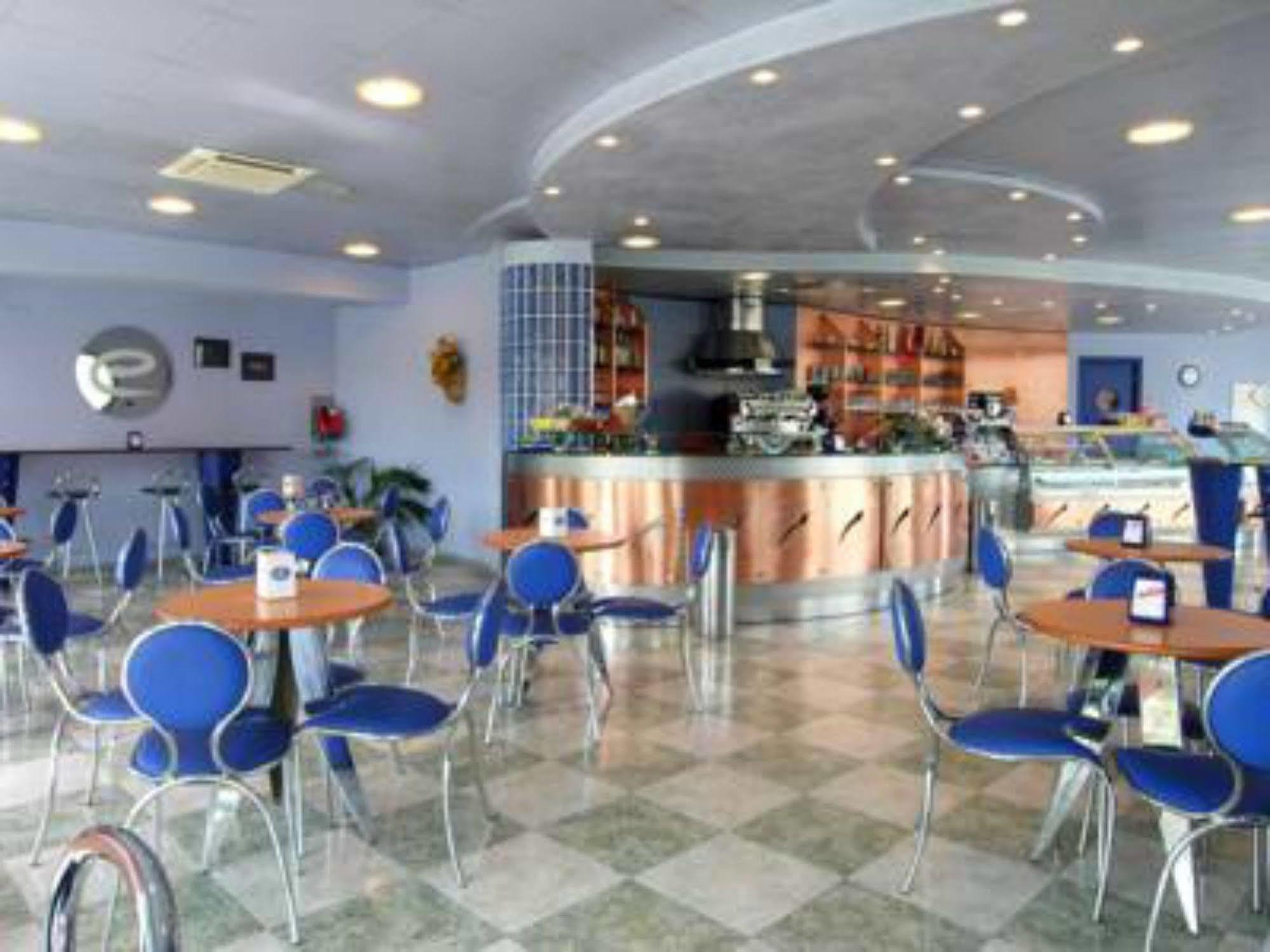 Hotel Medea (Adults Only) Alba  Exterior foto
